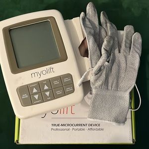 Myolift mini microcurrent device bundle including conductive gloves